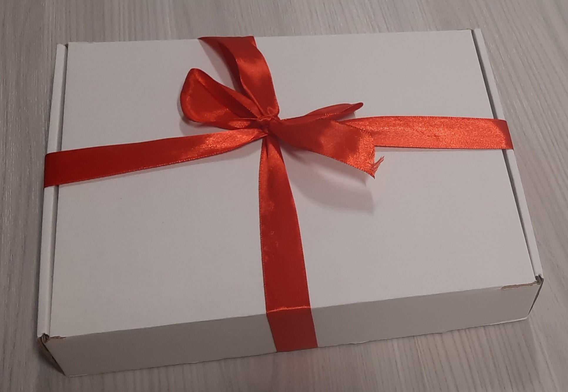 Premier Glory Wear Faith-based Gift Box Glory Prayer Box: (The Heart of A Mother) Limited Edition